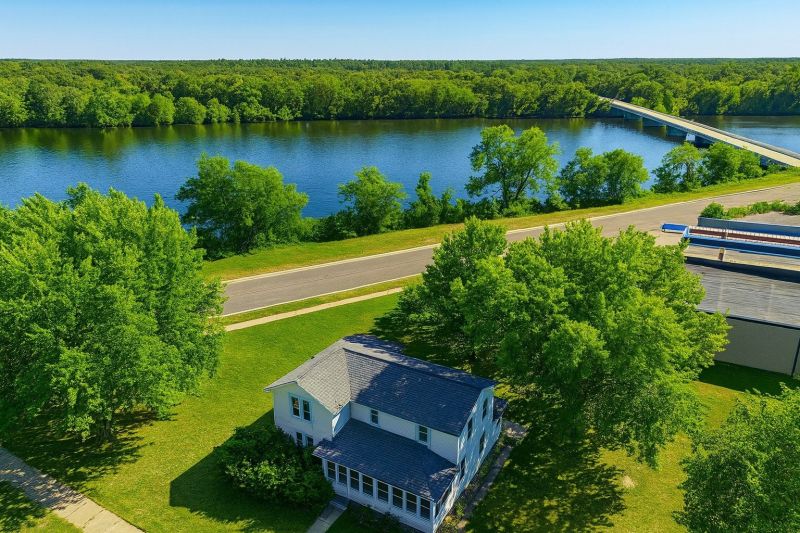 Best Gutter Protection Contractors in Painesville, OH